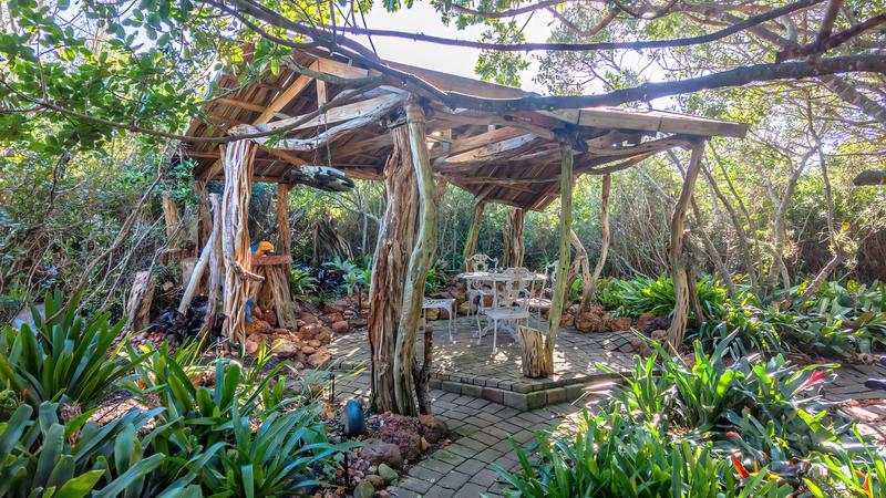 5 Bedroom Property for Sale in Village On Sea Western Cape